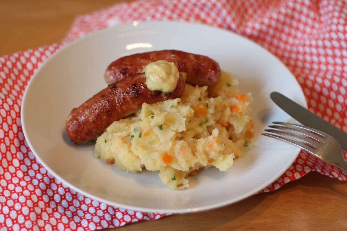 Boudin noir poêlé accompagné de pommes